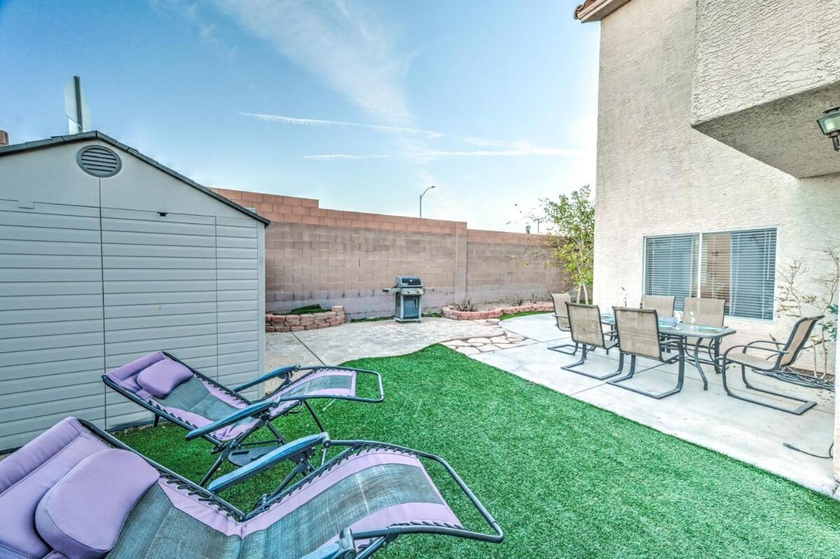 Vegas Vibes 4br With Poolspa, Perfect For Groups Casa de Férias Las Vegas